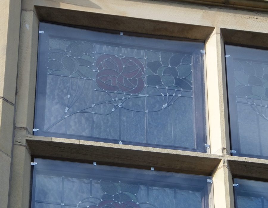 Poly Carbonate Detail