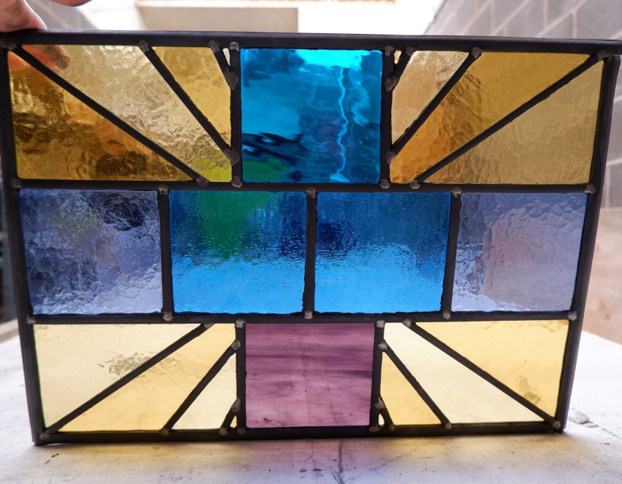 Middle Panel