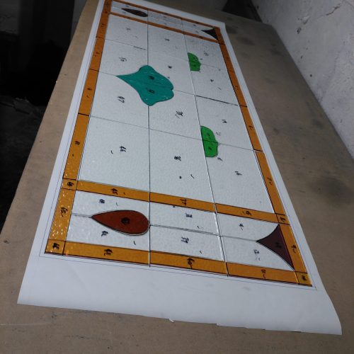 Cut Glass Ready For the Leading Process